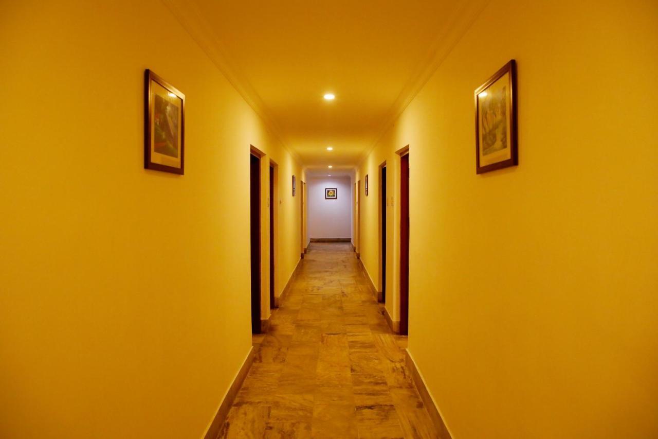 Kairali Tourist Home Guruvāyūr Extérieur photo